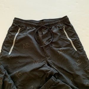 American eagle men’s pant